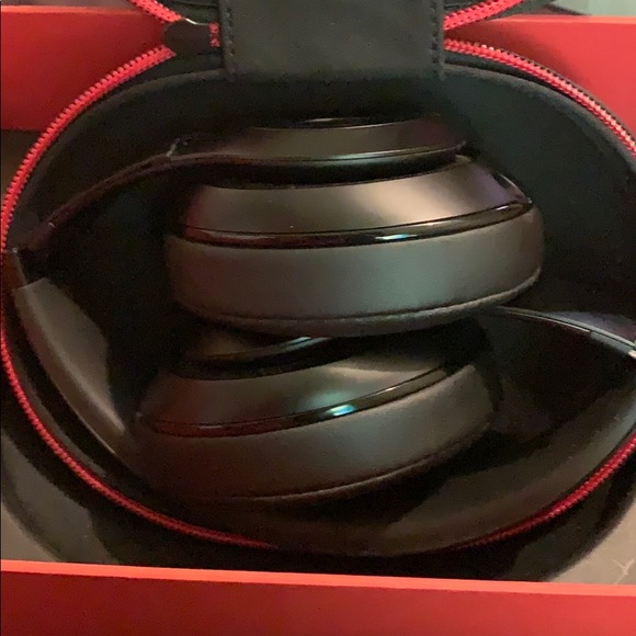 Wireless studio beats - Picture 2 of 3